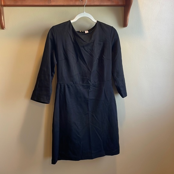 Black Dress - Picture 1 of 3